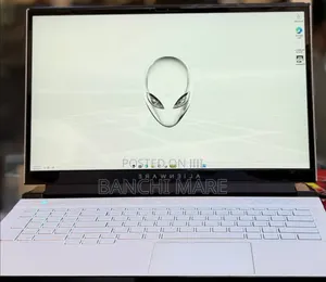 New Laptop Alienware X17 R1 8GB Intel Core i7 SSD 512GB