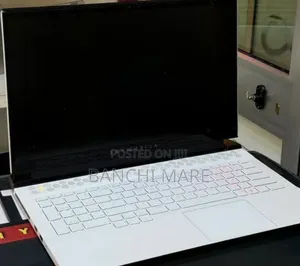 New Laptop Alienware X17 R1 16GB Intel Core i7 SSD 1T
