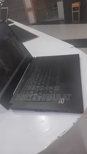 Laptop Asus ROG Zephyrus G15 16GB AMD Ryzen 7 SSD 512GB