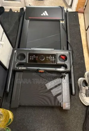 Smart Treadmill Adidas T1