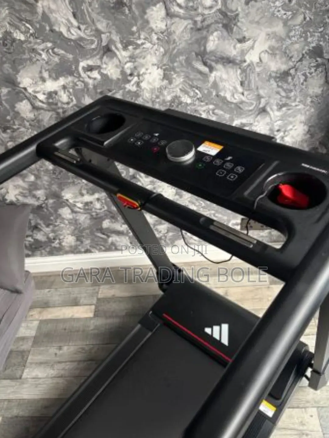 Smart Treadmill Adidas T1