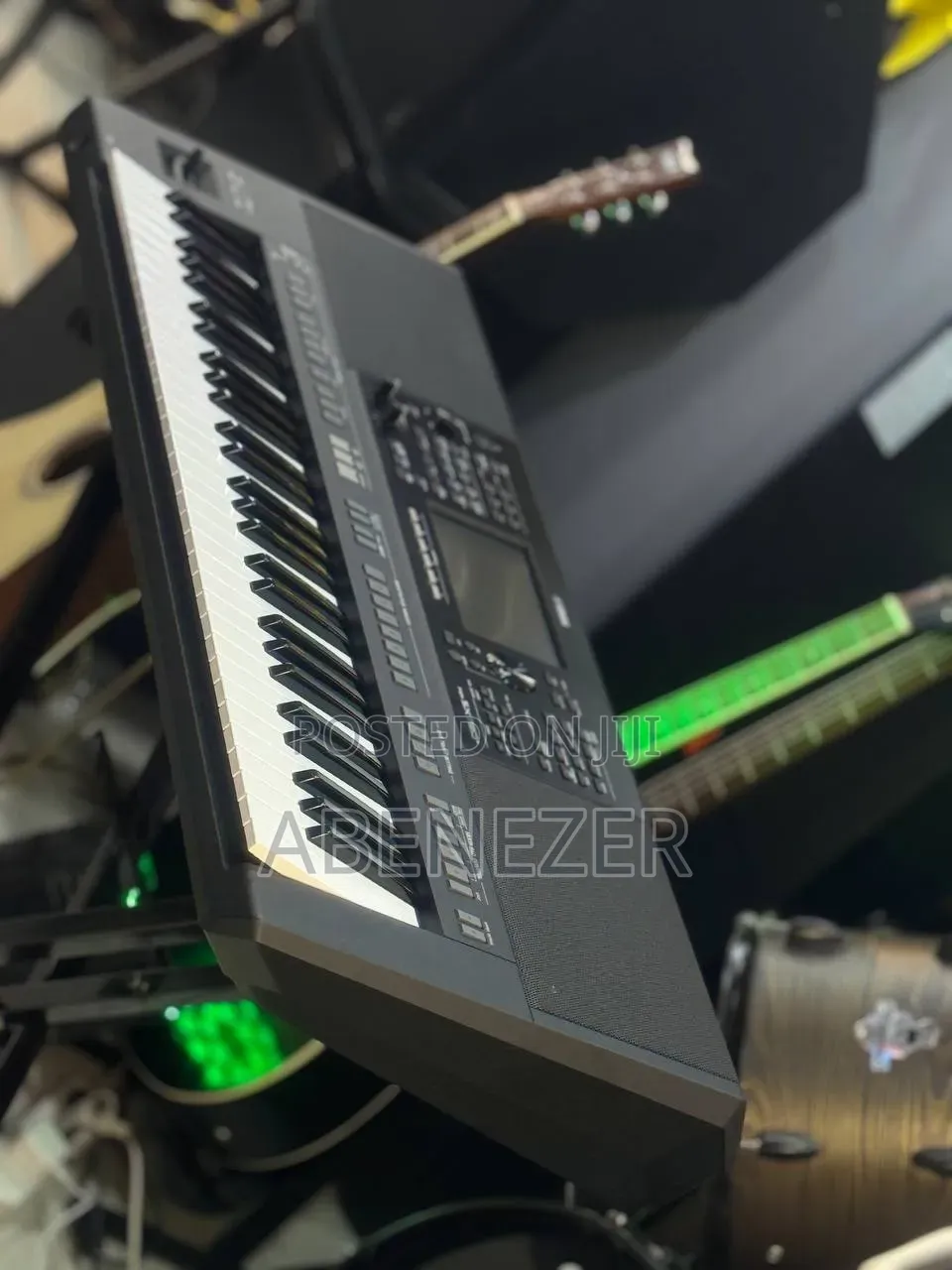 Yamaha PSR SX720+ Keyboard