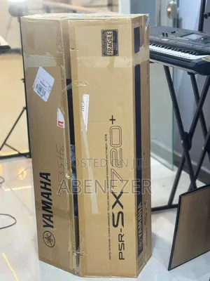 Yamaha PSR SX720+ Keyboard