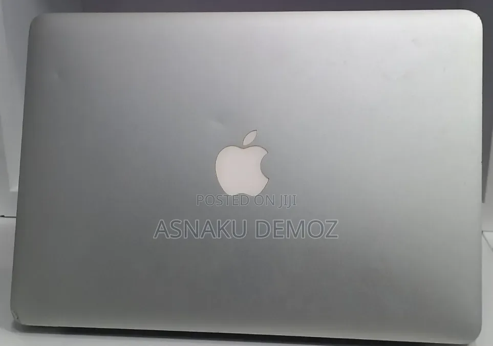 New Laptop Apple MacBook Air 2017 8GB Intel Core i7 SSD 128GB