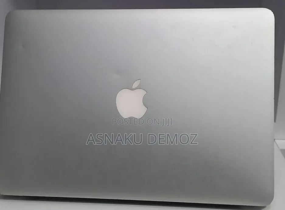New Laptop Apple MacBook Air 2017 8GB Intel Core i7 SSD 128GB