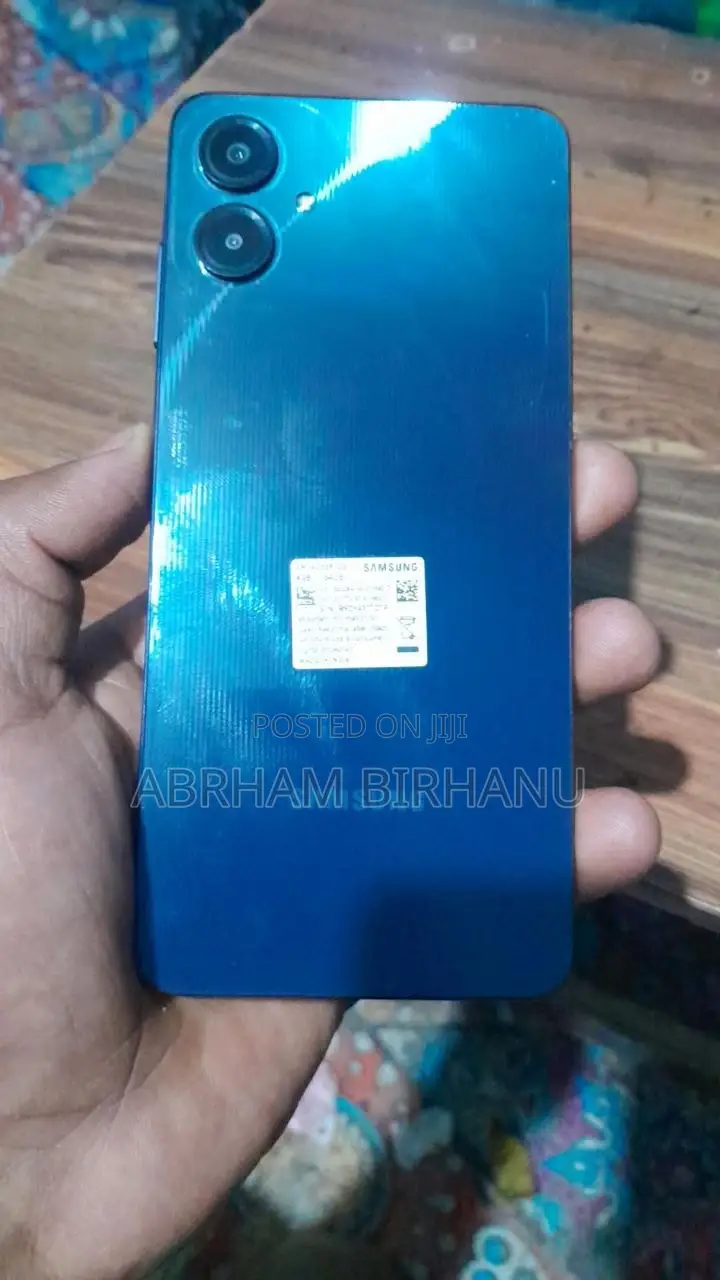 Samsung Galaxy A06 64 GB Blue