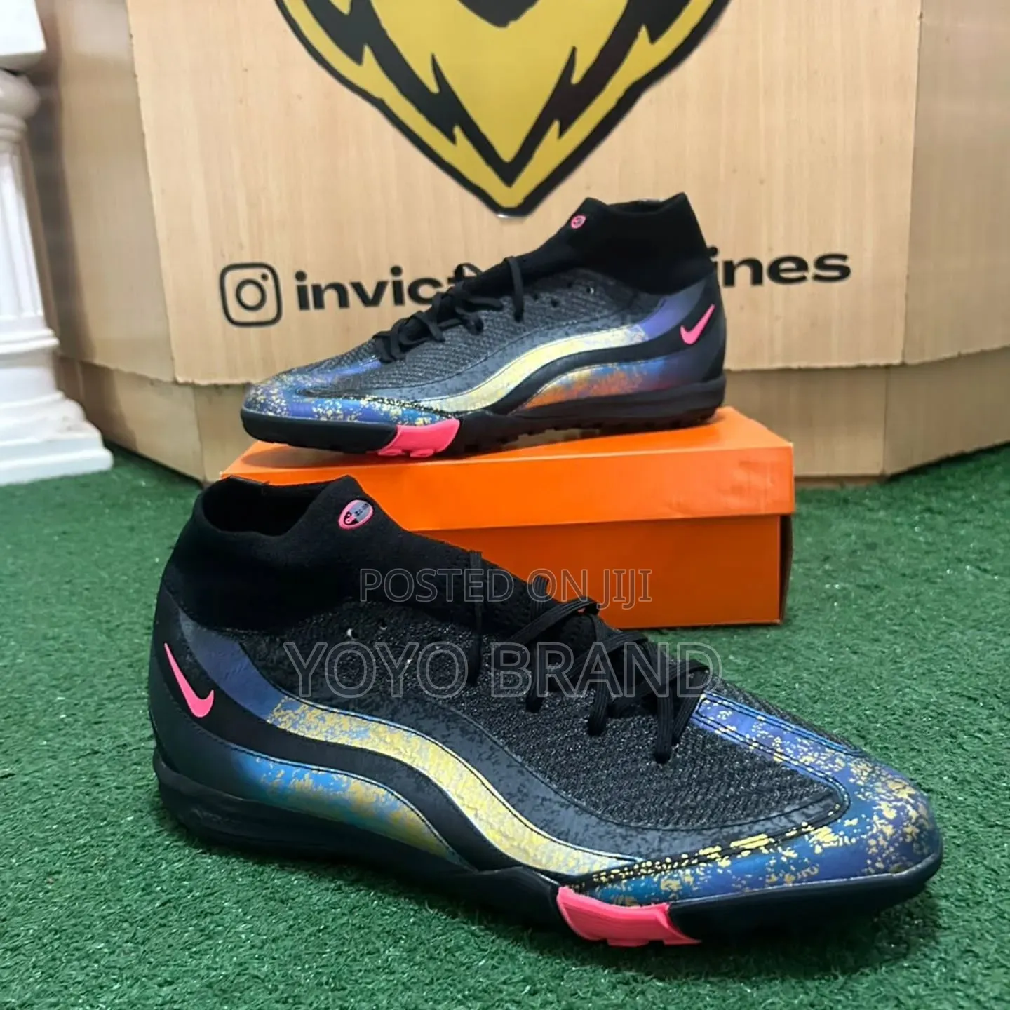 Nike Mercurial Superfly Turf Soccer Shoe Black/ Vibrant Pink