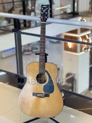 Yamaha F340 Guitar