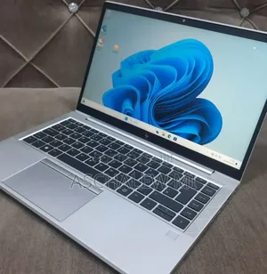 New Laptop HP EliteBook 840 G8 16GB Intel Core i7 SSD 512GB