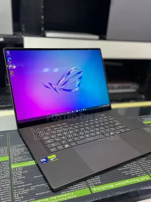 New Laptop Asus ROG Zephyrus Duo 16 32GB Intel Core Ultra 9 SSD 1T
