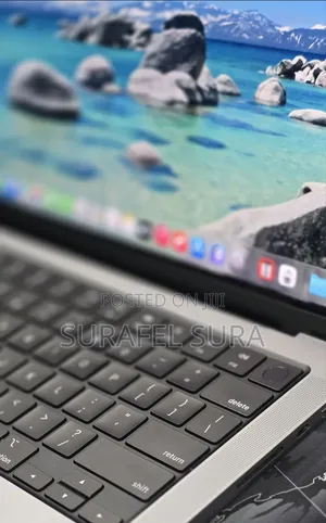 New Laptop Apple MacBook Pro 2021 M1 32GB Apple M1 Pro SSD 512GB