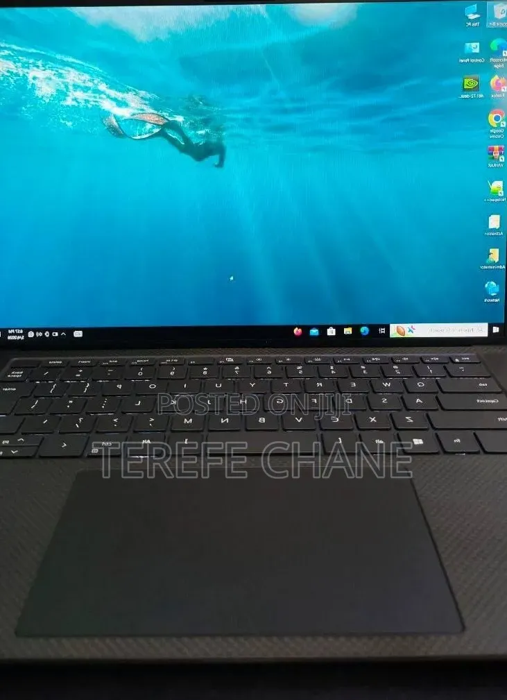 New Laptop Dell Precision 5550 16GB Intel Core i7 SSD 512GB