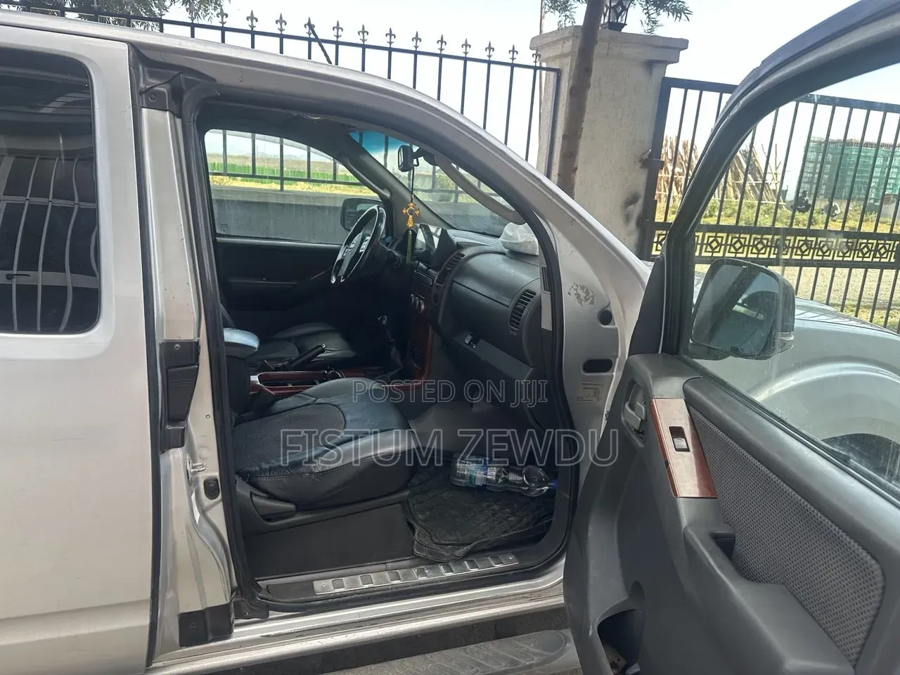 Nissan NP300 2008 Silver