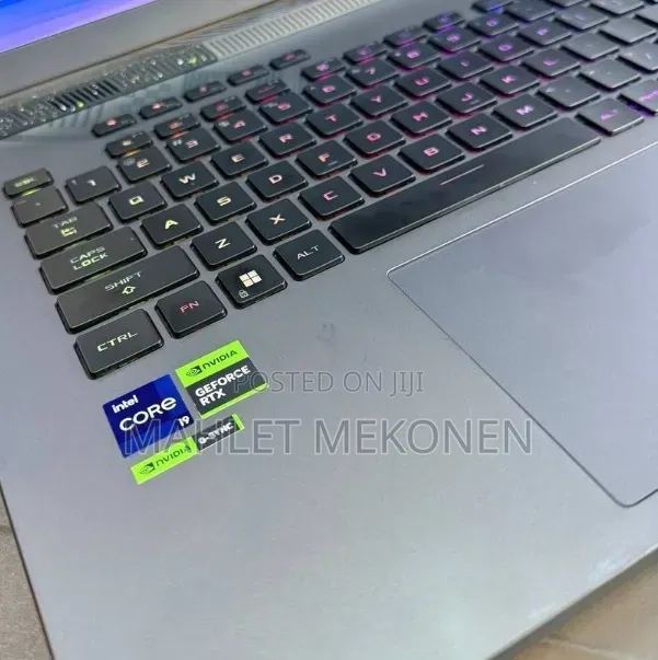New Laptop Asus ROG Strix G16 16GB Intel Core i9 SSD 1T