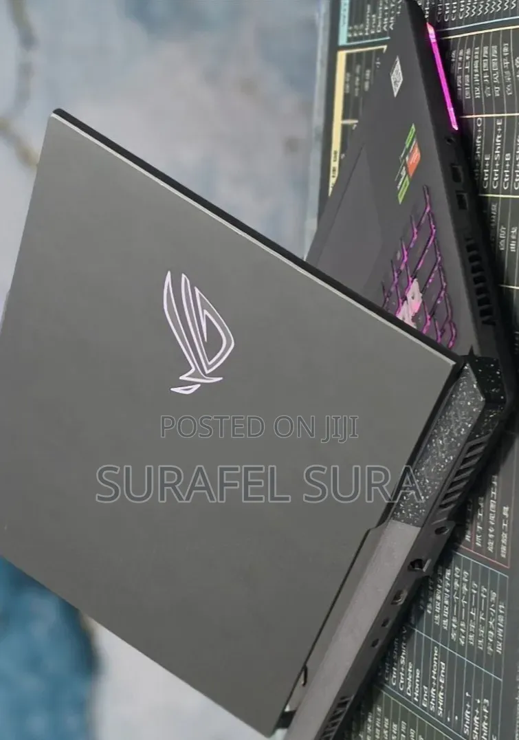 New Laptop Asus ROG Strix G17 16GB AMD Ryzen 9 SSD 1T