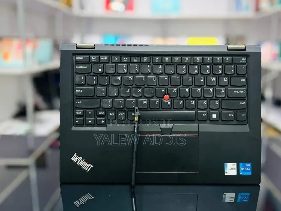 New Laptop Lenovo ThinkPad Yoga 16GB Intel Core i5 SSD 512GB