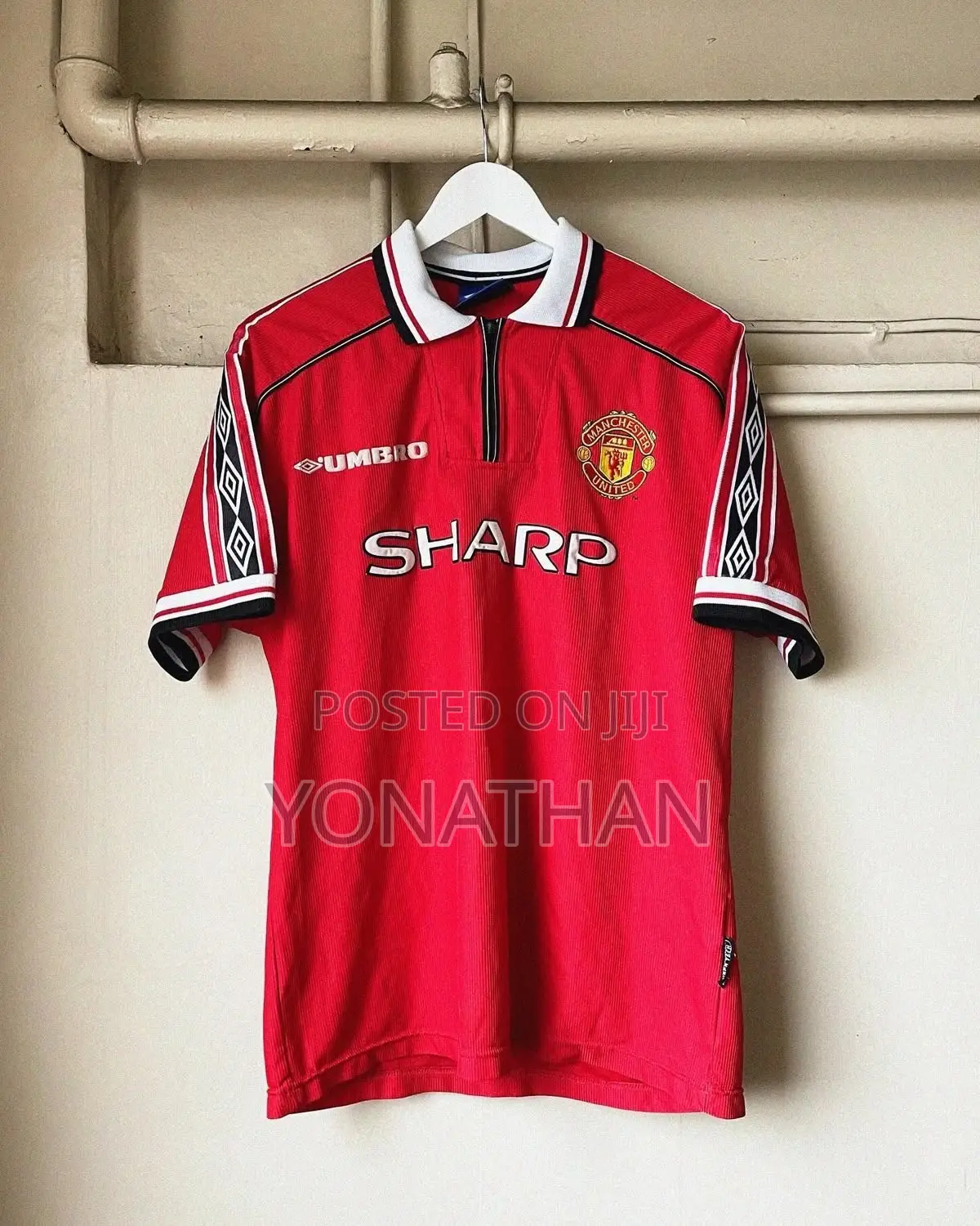 Manchester United Sharp Red Jersey