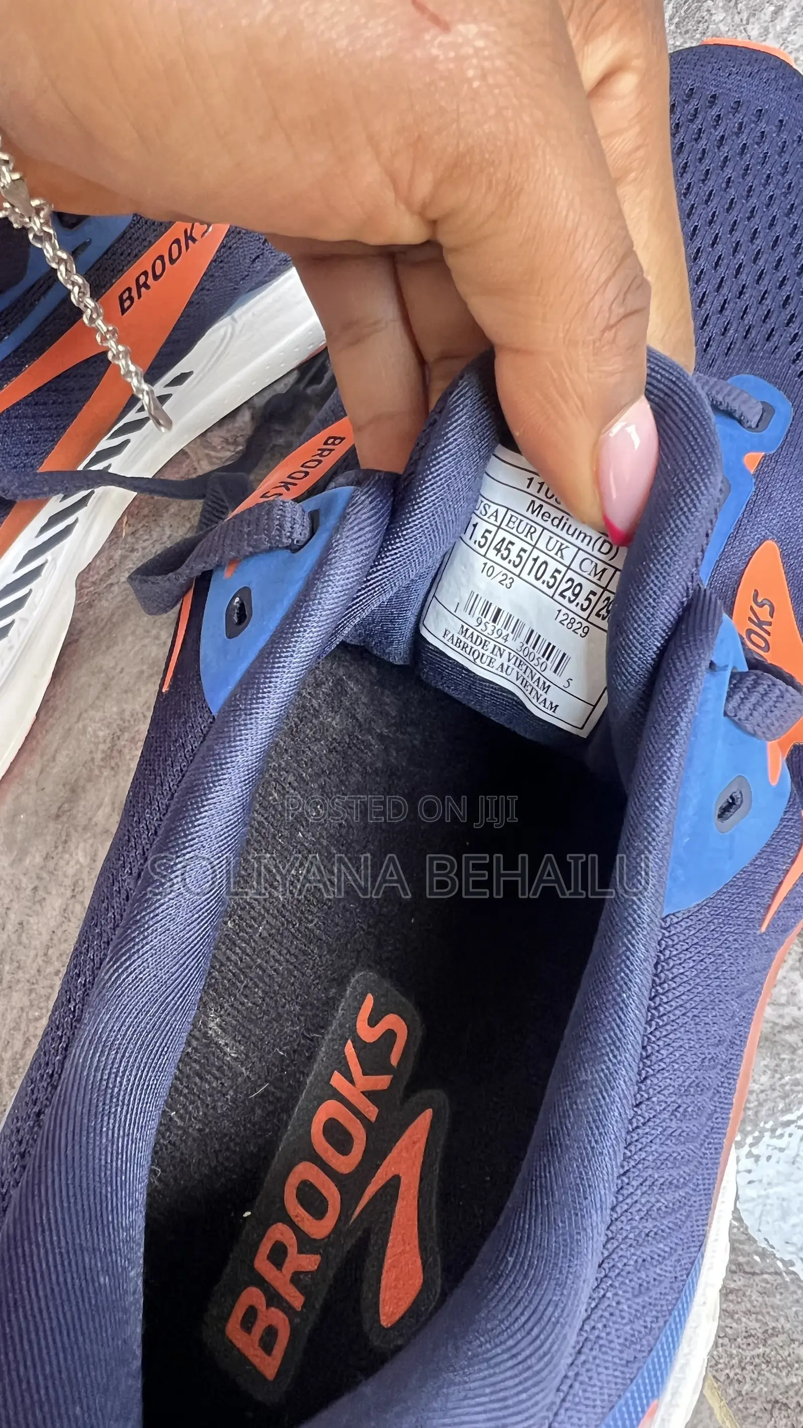 Men’s Brooks Shoes
