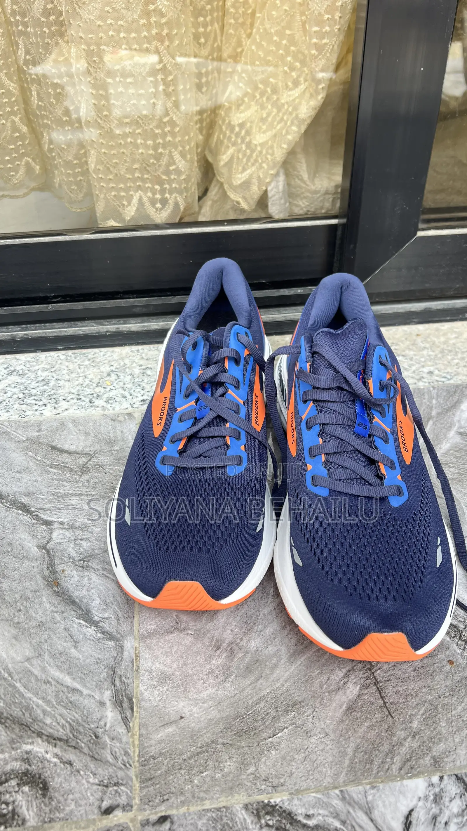 Men’s Brooks Shoes