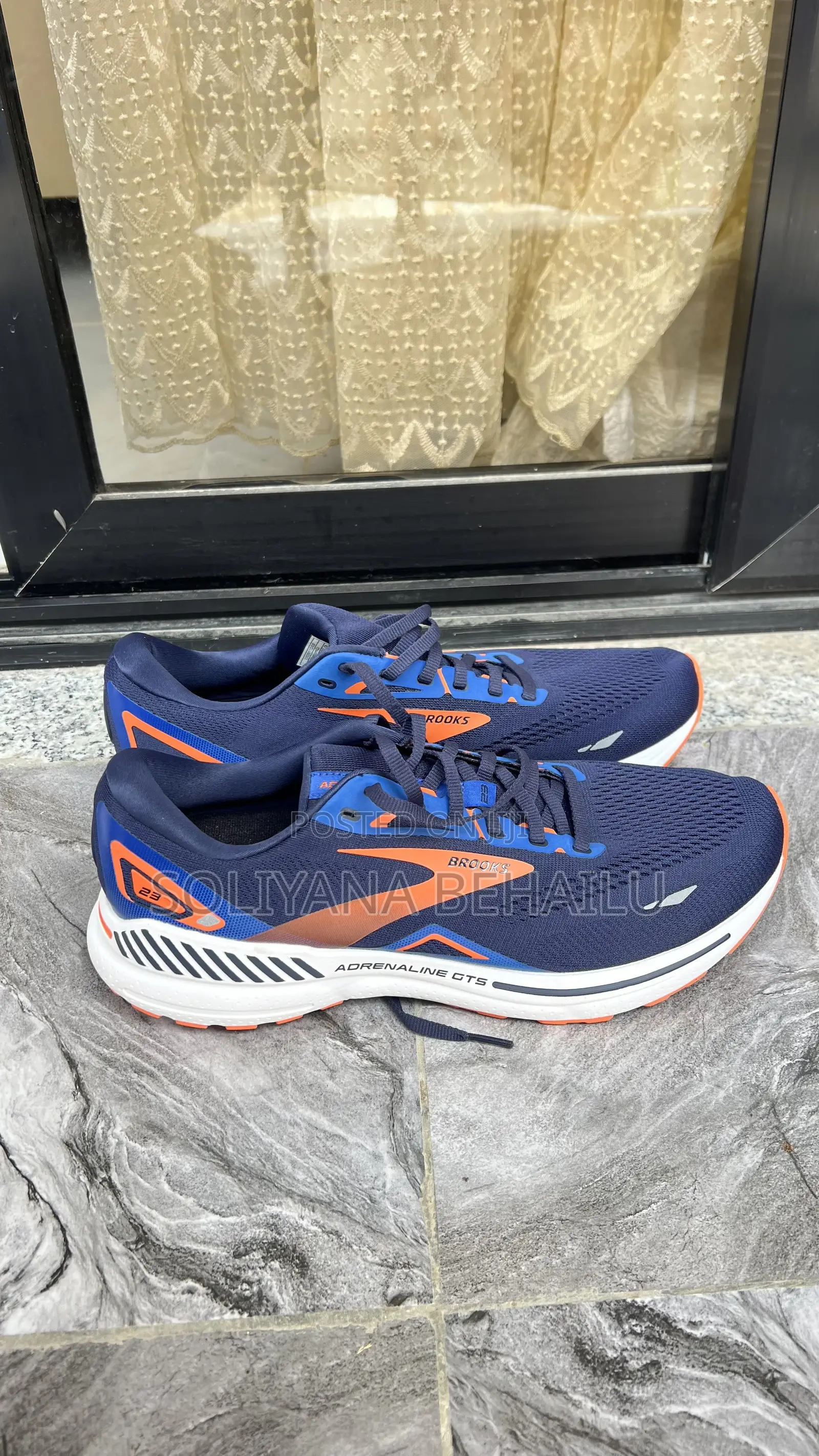 Men’s Brooks Shoes