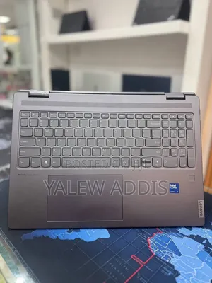 New Laptop Lenovo Yoga 330 16GB Intel Core Ultra 7 SSD 512GB