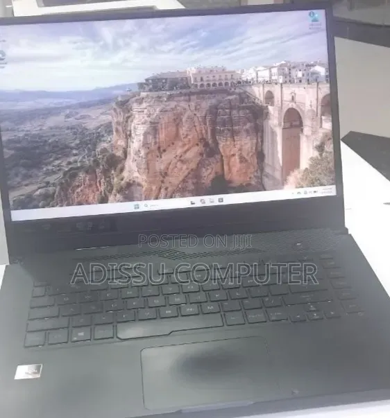 New Laptop Asus ROG Zephyrus G15 16GB AMD Ryzen 7 SSD 512GB