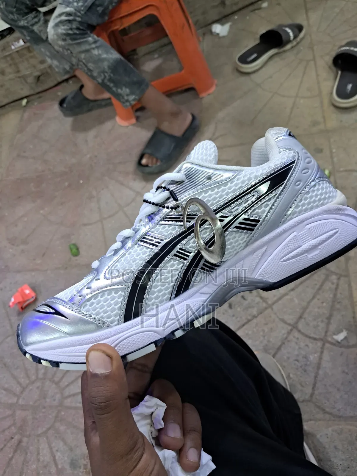 Ascics Shoe