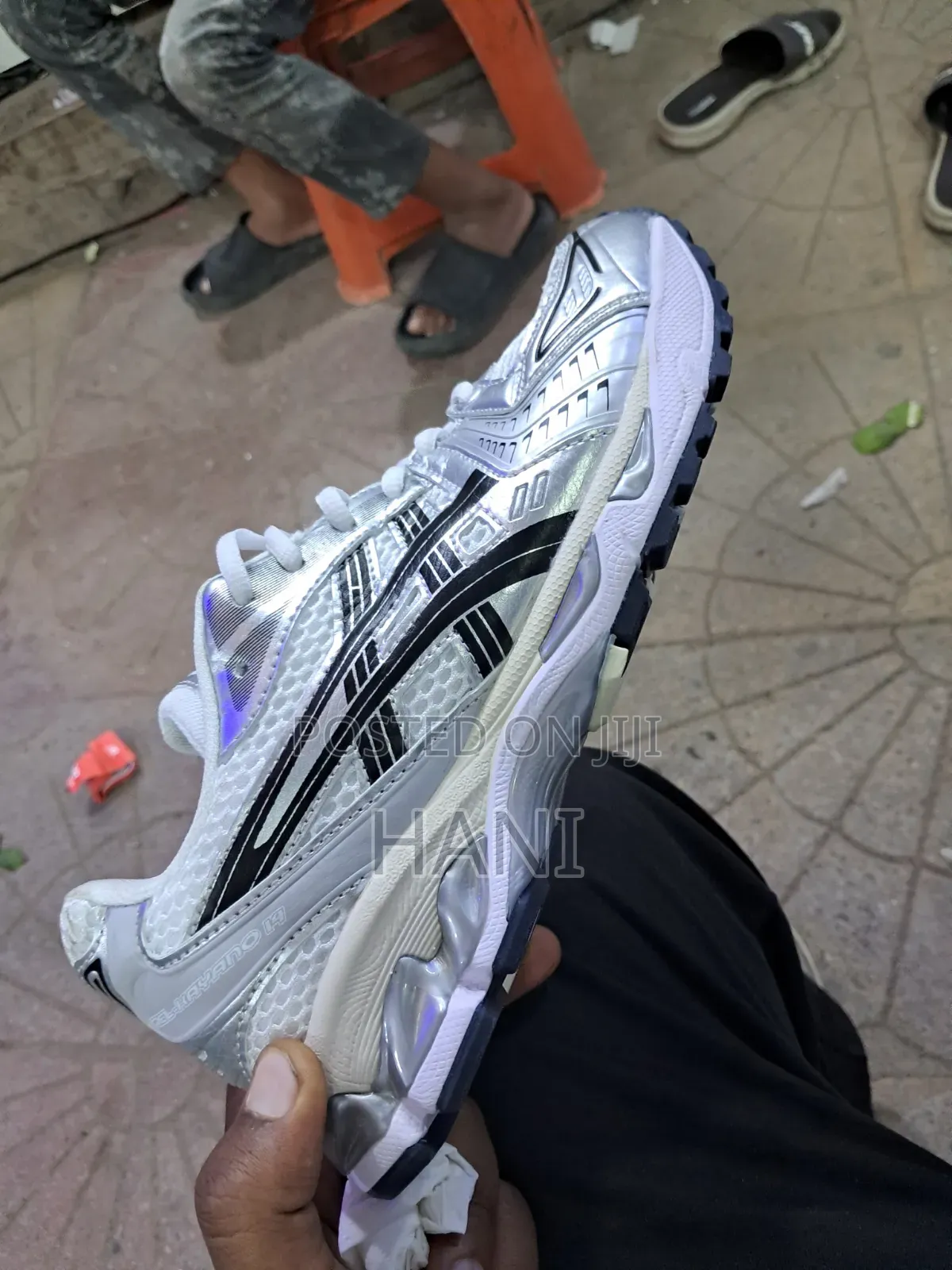 Ascics Shoe