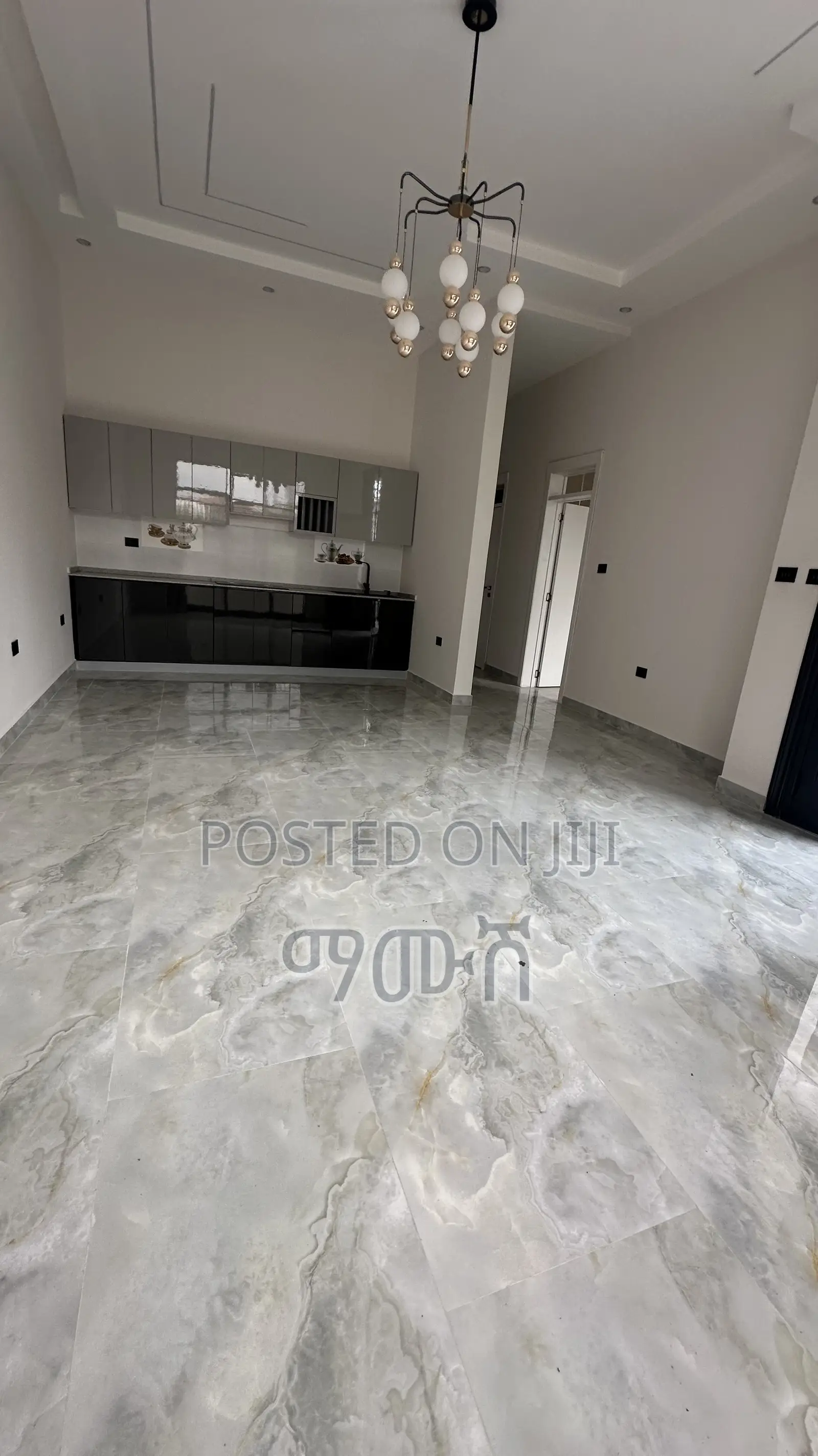 Furnished 5bdrm Villa in አያት ጊፍት አፓርታማ አካባቢ, Bole for sale