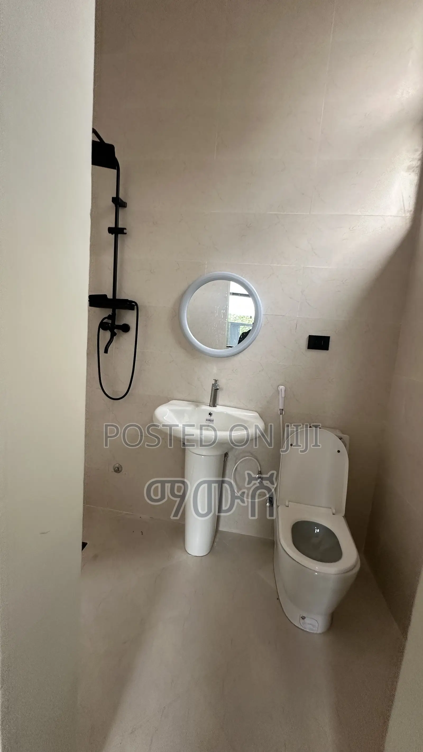 Furnished 5bdrm Villa in አያት ጊፍት አፓርታማ አካባቢ, Bole for sale