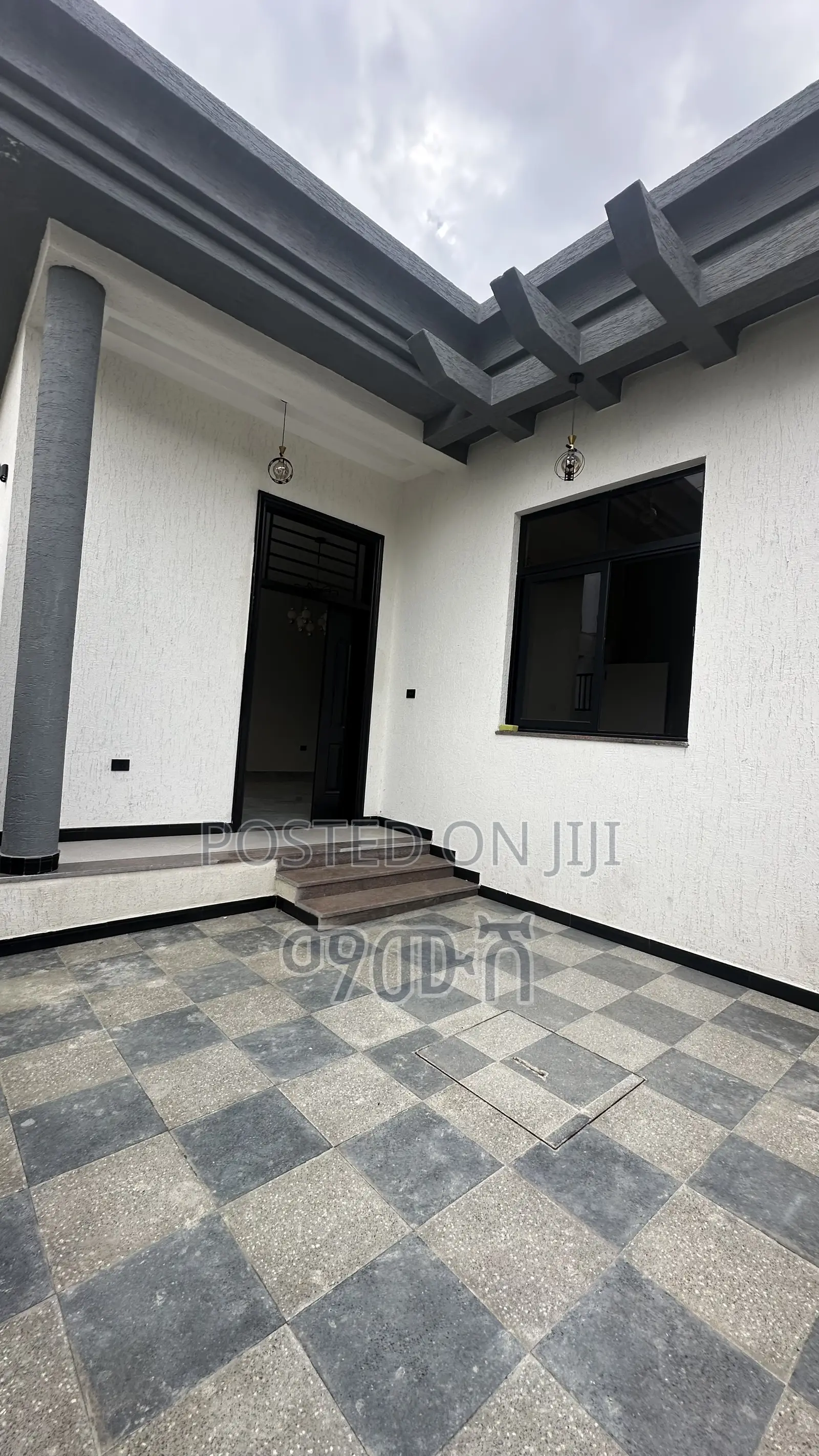 Furnished 5bdrm Villa in አያት ጊፍት አፓርታማ አካባቢ, Bole for sale