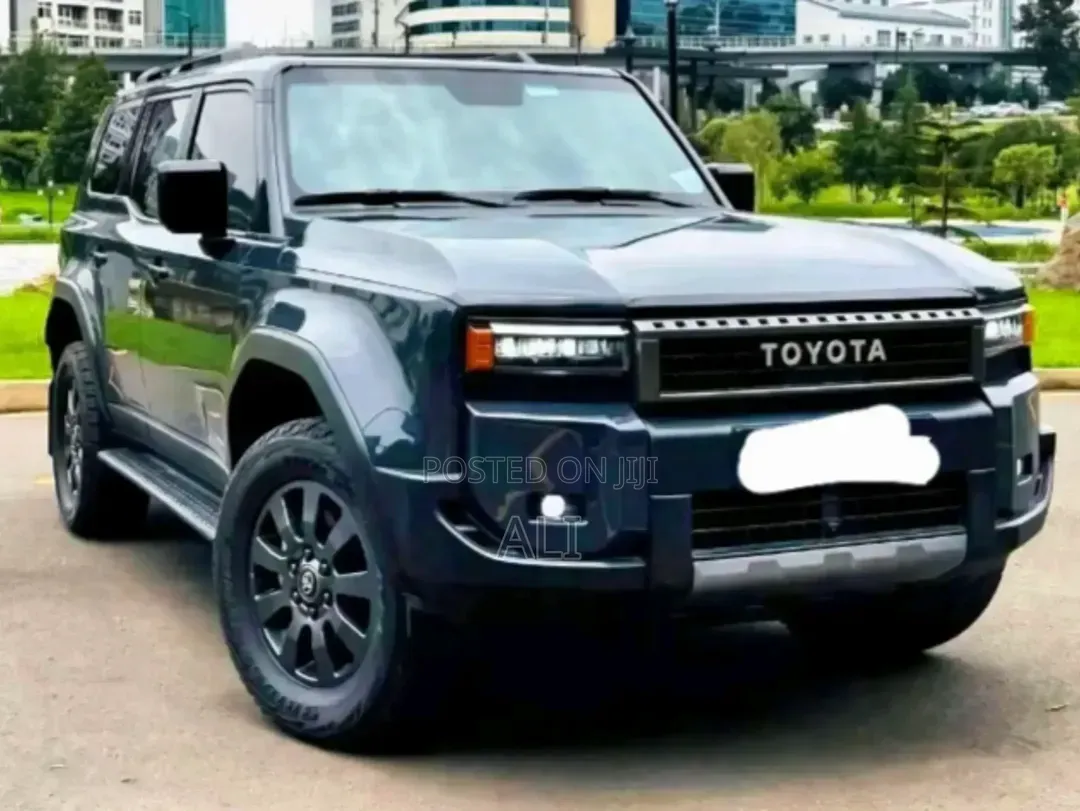 Toyota Land Cruiser Prado 2024