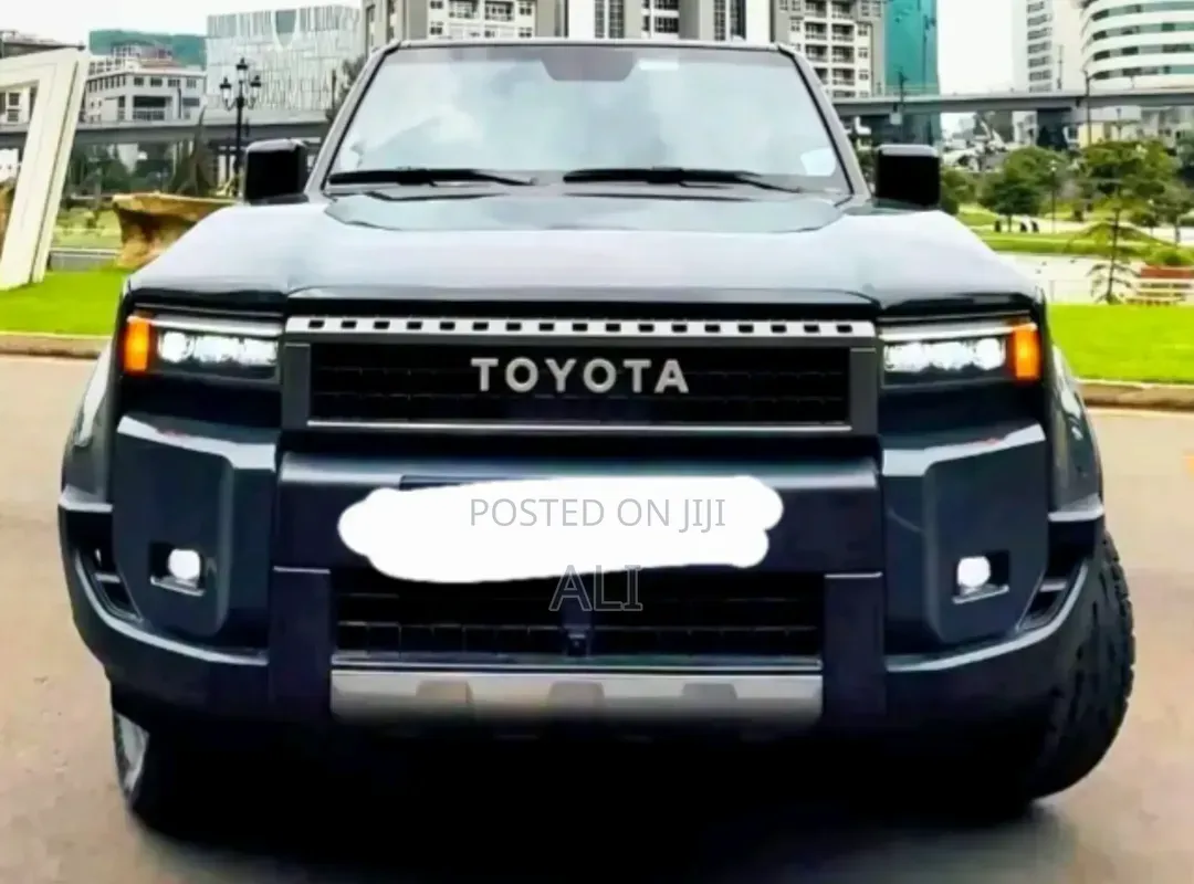 Toyota Land Cruiser Prado 2024