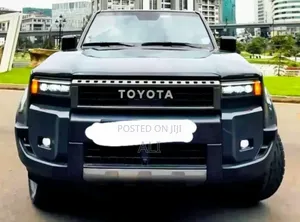 Toyota Land Cruiser Prado 2024