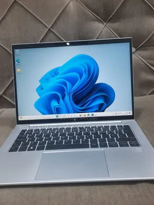 New Laptop HP EliteBook 840 10 16GB Intel Core i7 SSD 512GB