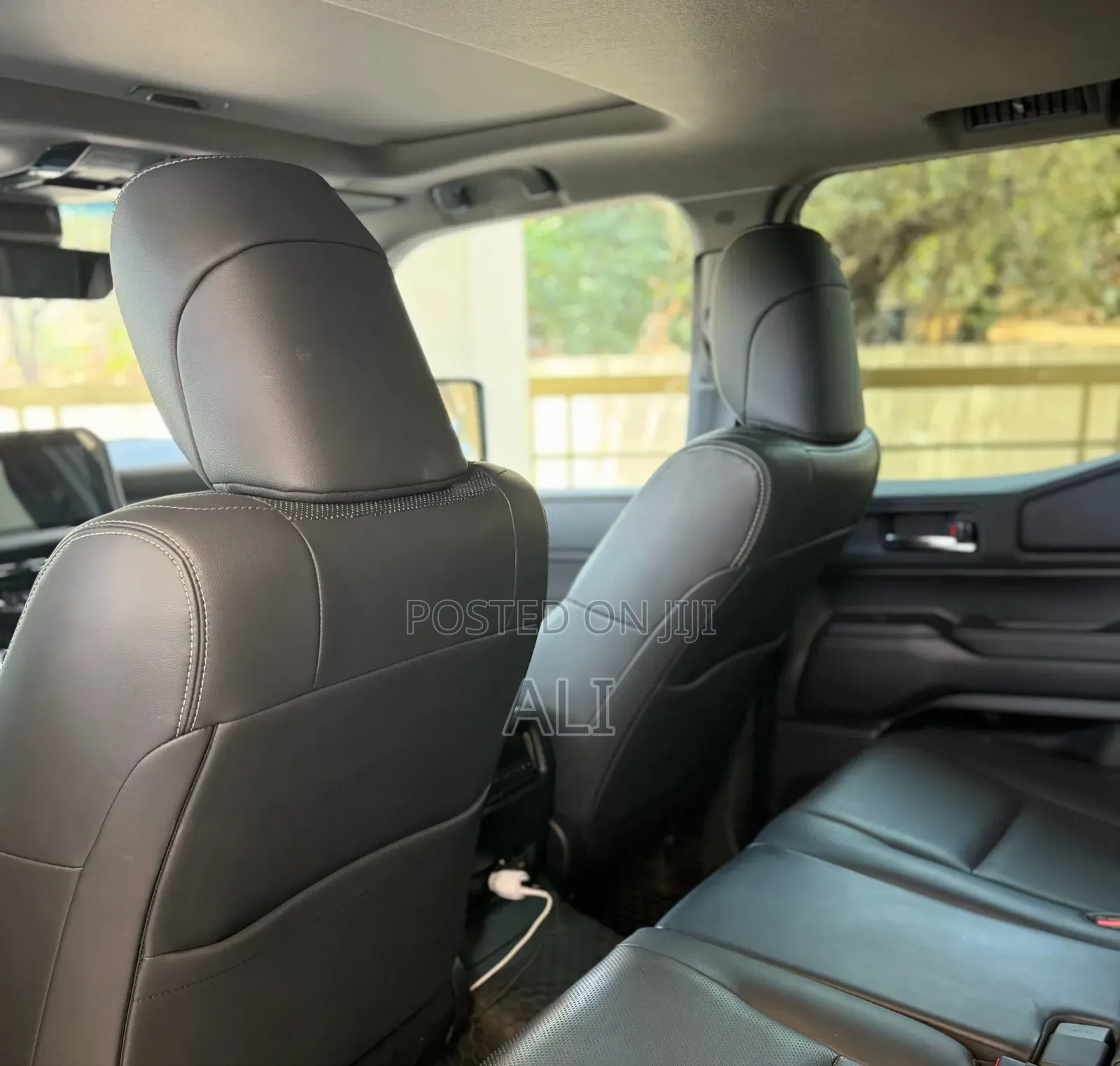 Toyota Land Cruiser Prado 2024