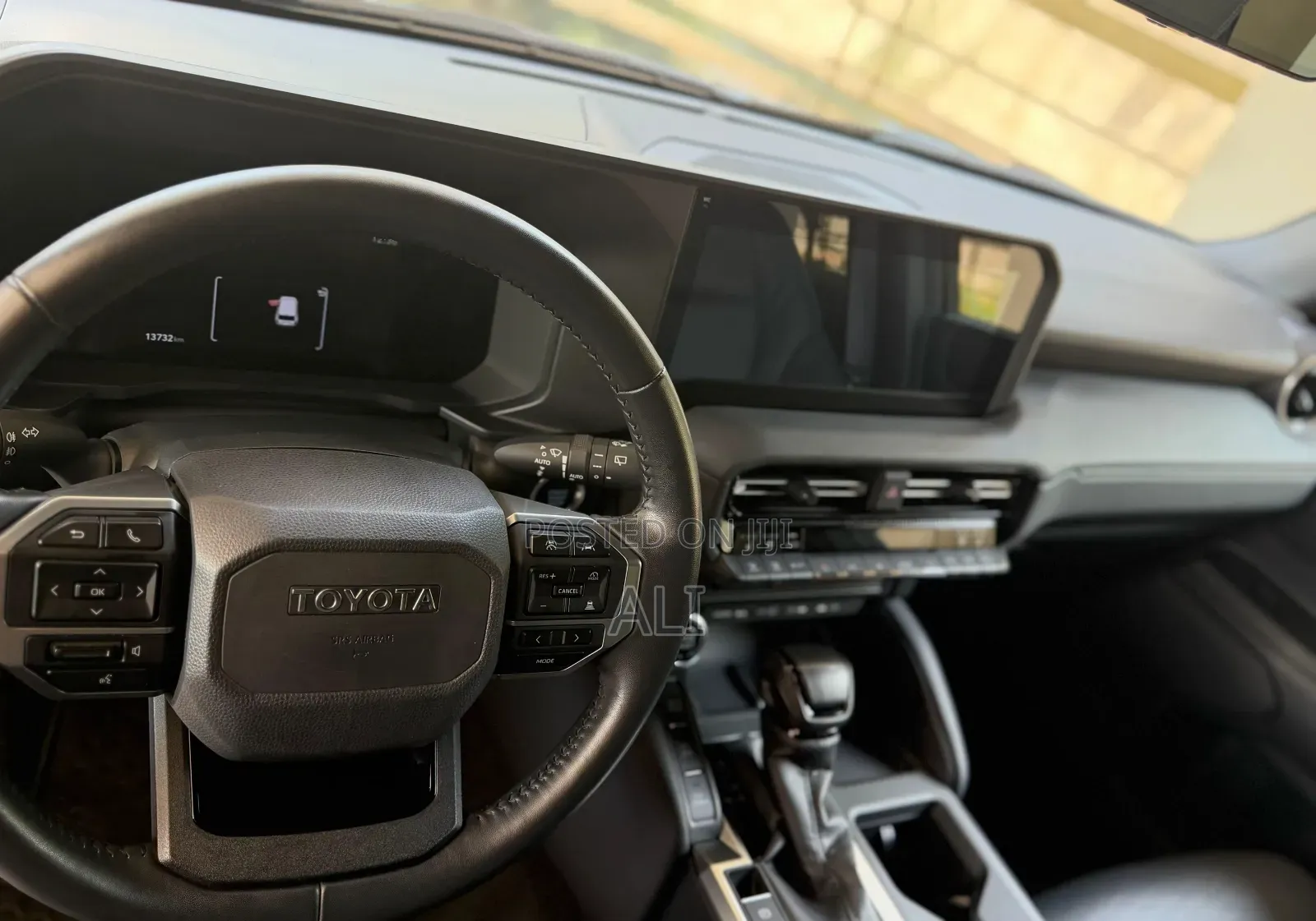 Toyota Land Cruiser Prado 2024