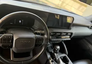 Toyota Land Cruiser Prado 2024