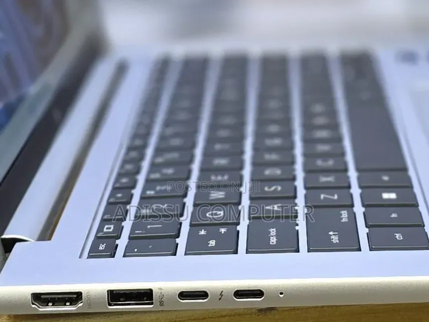 New Laptop HP EliteBook 840 G8 16GB Intel Core i7 SSD 512GB