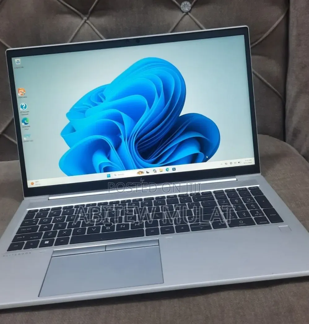 New Laptop HP EliteBook 850 G8 16GB Intel Core i7 SSD 512GB