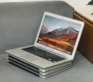 New Laptop Apple MacBook Air 2017 8GB Intel Core i5 SSHD (Hybrid) 128GB