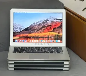 New Laptop Apple MacBook Air 2017 8GB Intel Core i5 SSHD (Hybrid) 128GB