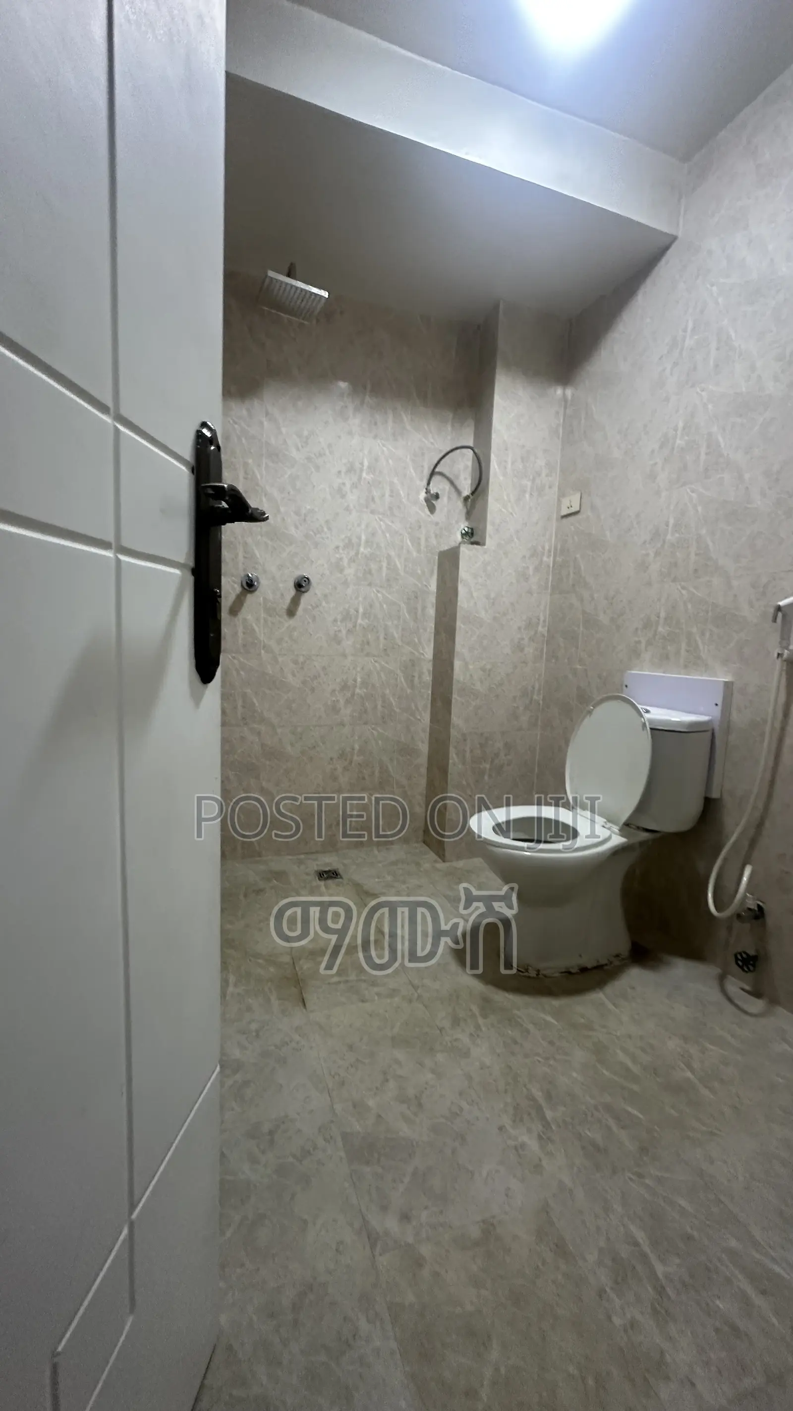 Furnished 3bdrm Condo in አያት 40/60 ኮንዶሚኒየም, Bole for sale
