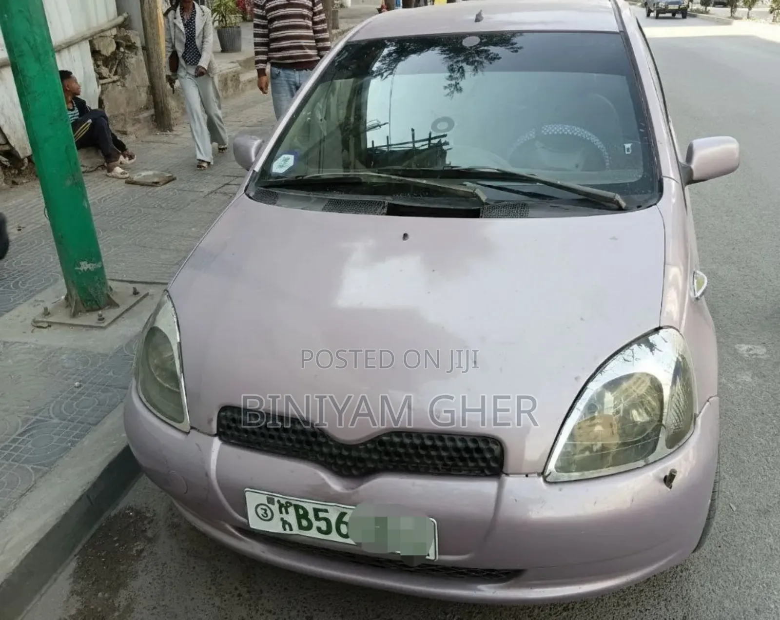 Toyota Vitz 2001