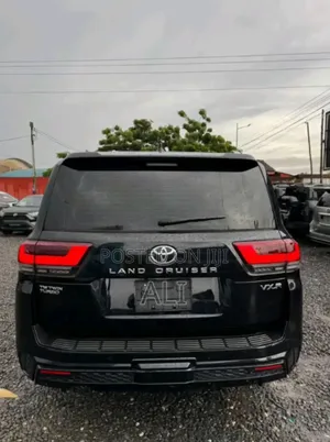 New Toyota Land Cruiser 2025 Maroon