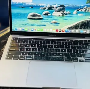 New Laptop Apple MacBook Pro 2022 M2 8GB Apple M2 SSD 512GB