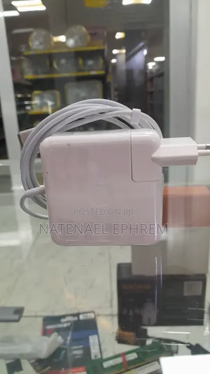 Orginal MAC T-Type Charger (Apple)