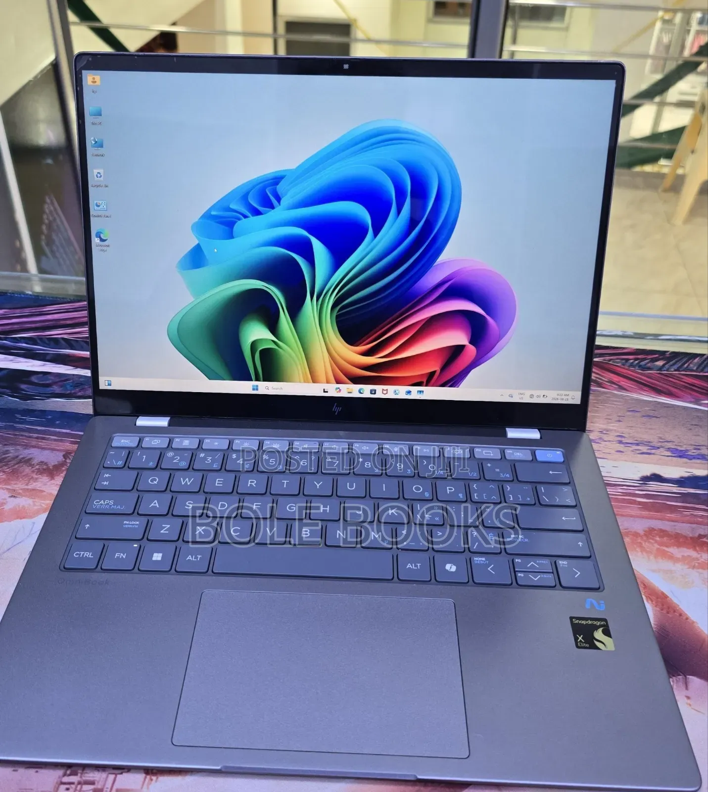 New Laptop HP OmniBook X Flip 14" 16GB Intel Core i5 SSD 1T