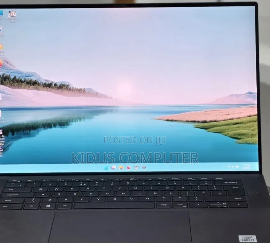New Laptop Dell Precision 5550 16GB Intel Core i7 SSD 512GB