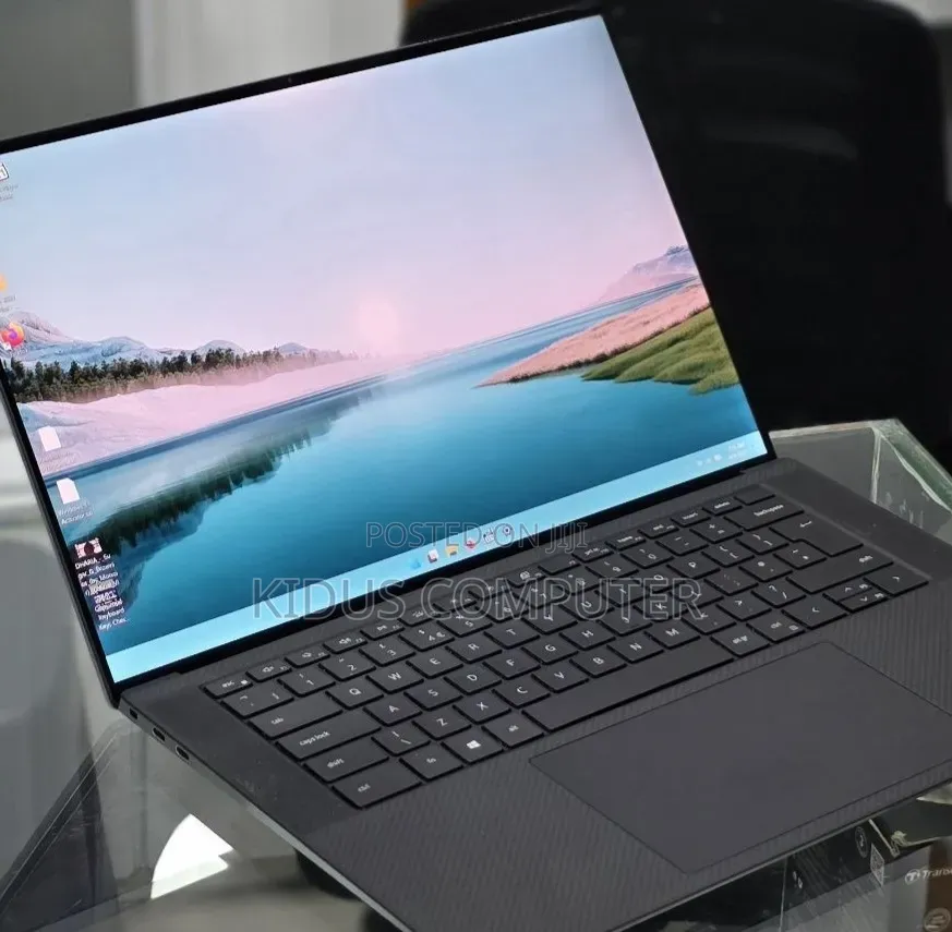New Laptop Dell Precision 5550 16GB Intel Core i7 SSD 512GB